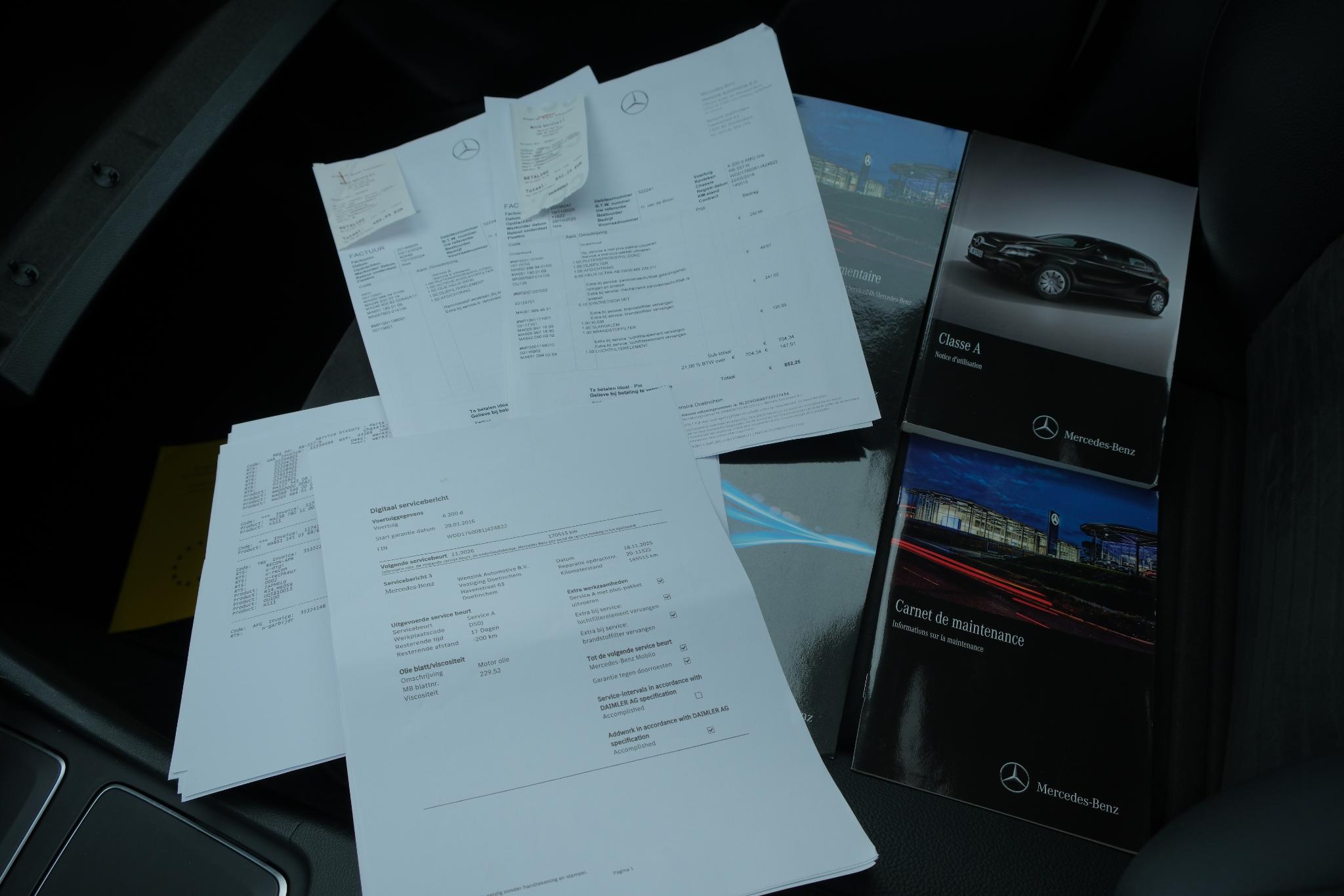 Mercedes-Benz A-Klasse 200 d 136pk Aut. Ambition | AMG-styling | Navi | Climate | Cruise | Panoramadak | Camera | PDC afbeelding 28