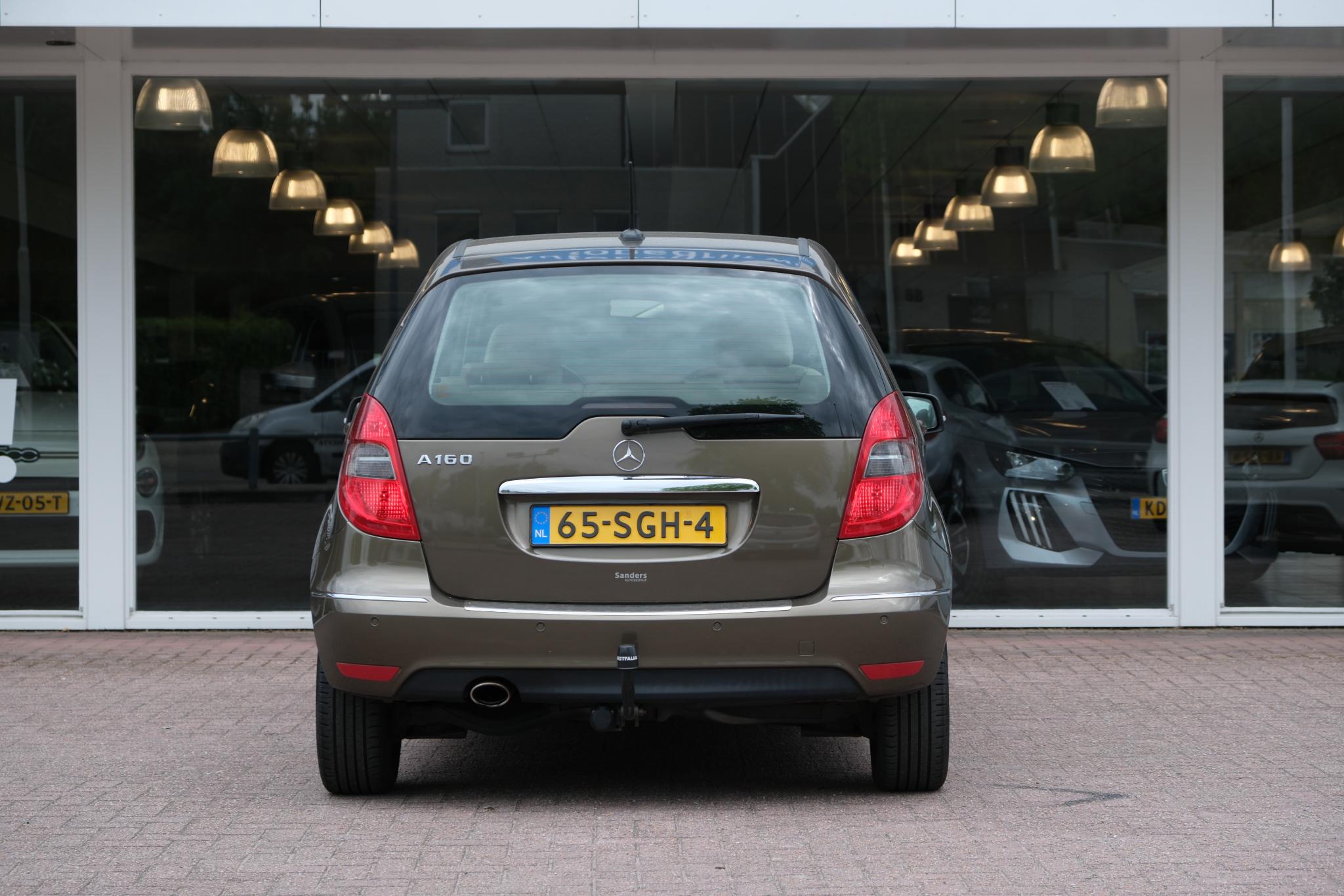 Mercedes-Benz A-Klasse 160 95pk 5-drs Business Class Avantgarde | Airco | Cruise | PDC | Trekhaak afbeelding 5
