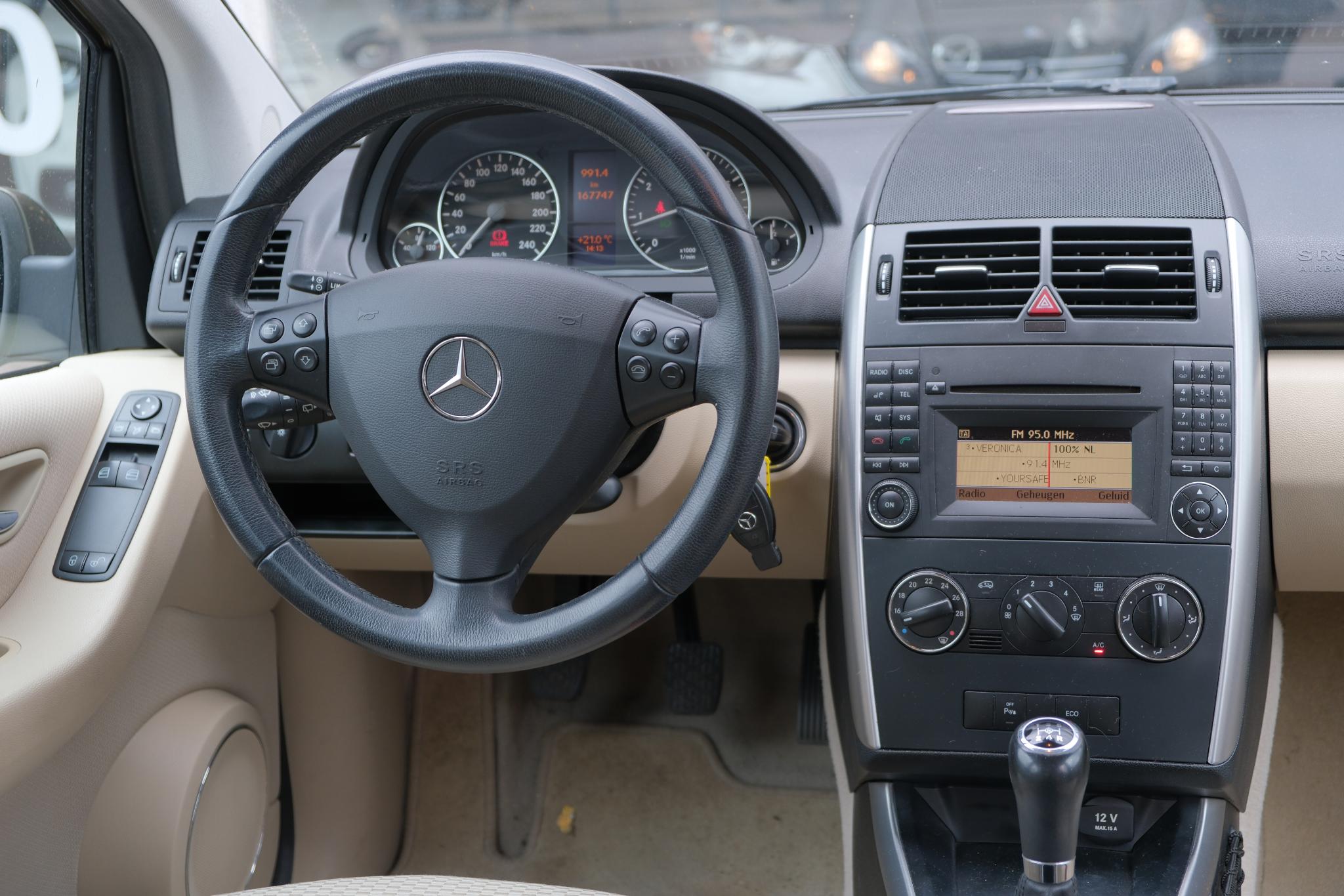 Mercedes-Benz A-Klasse 160 95pk 5-drs Business Class Avantgarde | Airco | Cruise | PDC | Trekhaak afbeelding 6