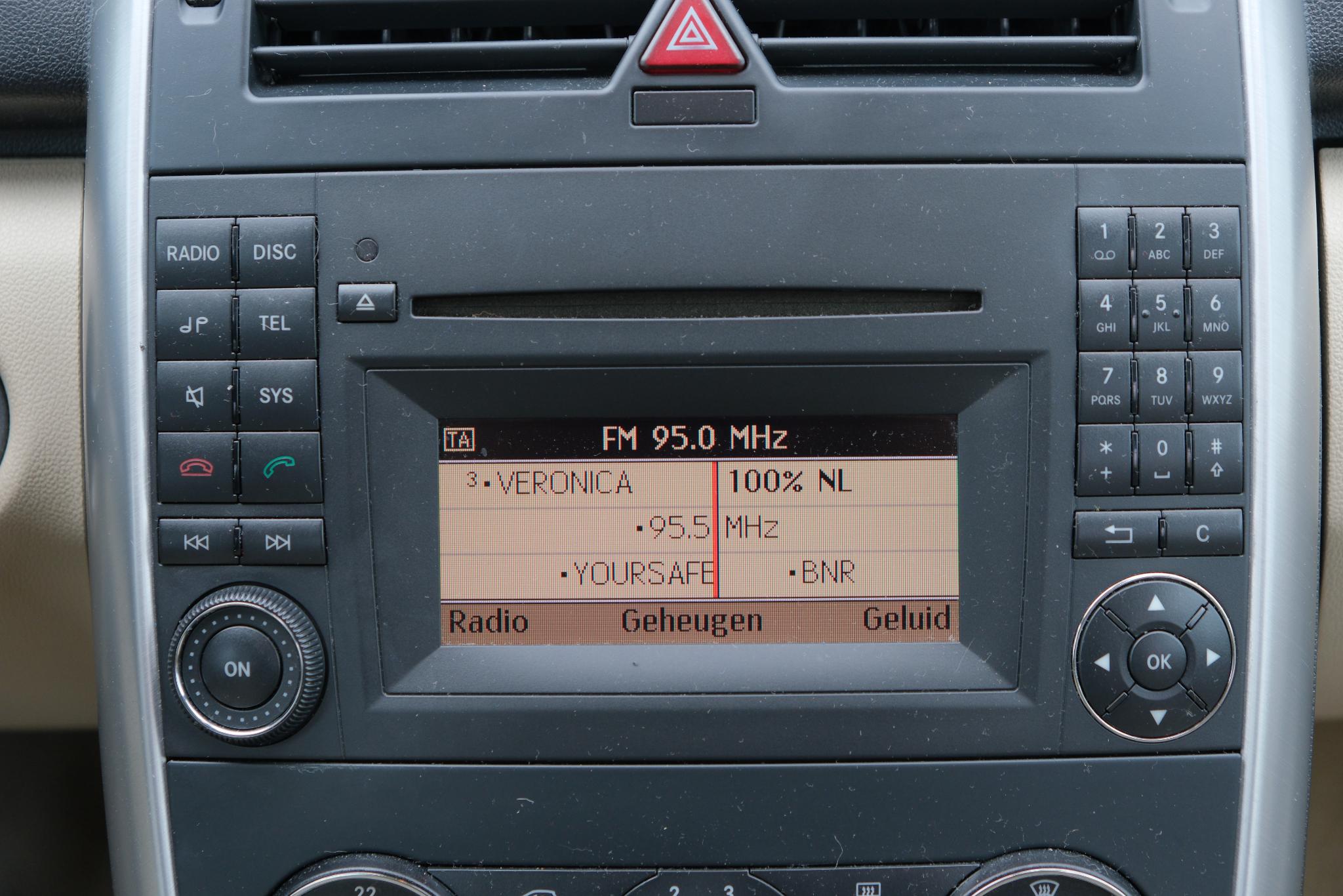 Mercedes-Benz A-Klasse 160 95pk 5-drs Business Class Avantgarde | Airco | Cruise | PDC | Trekhaak afbeelding 10