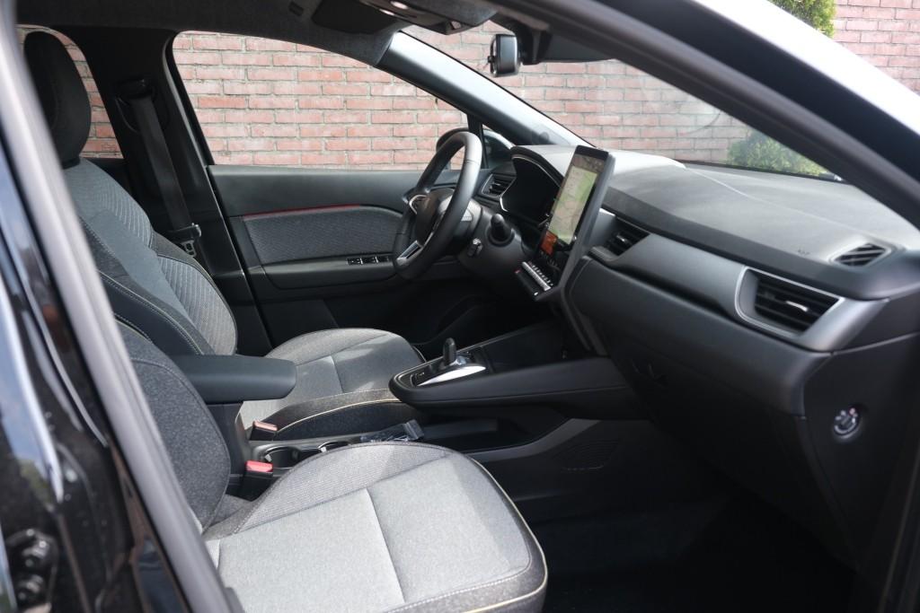 Renault Captur 1.8 E-Tech full hybrid 160pk techno | Navi | App Connect | Climate | Adaptive Cruise | Keyless | Camera | Winter Pakket afbeelding 4