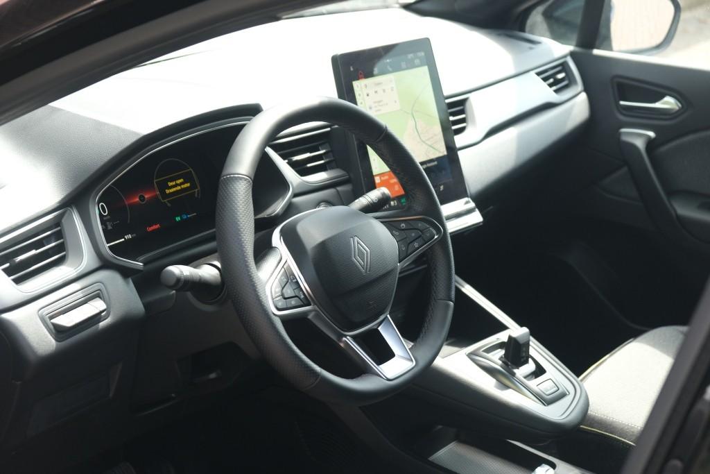 Renault Captur 1.8 E-Tech full hybrid 160pk techno | Navi | App Connect | Climate | Adaptive Cruise | Keyless | Camera | Winter Pakket afbeelding 8