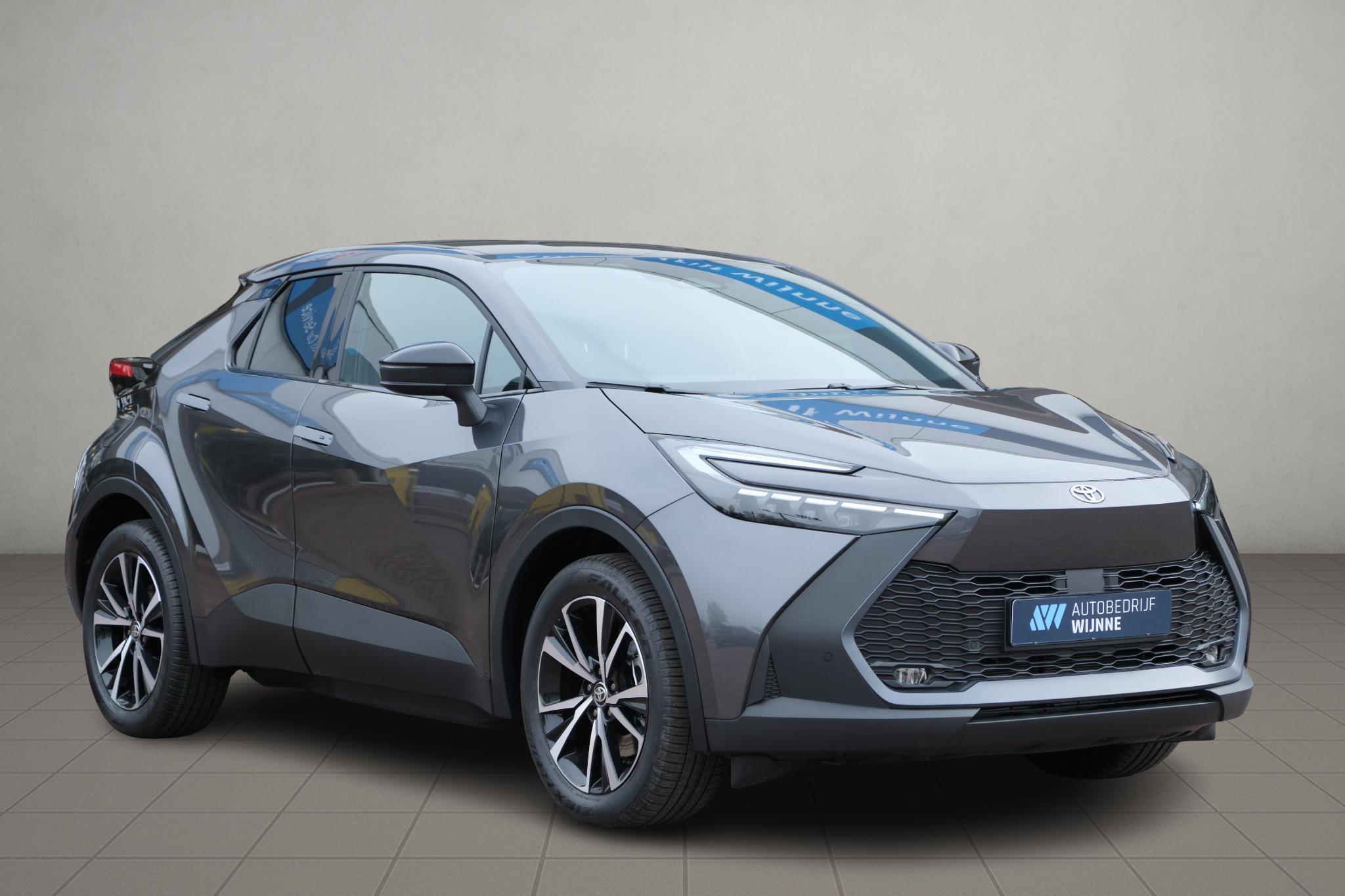 Toyota C-HR 2.0 Plug-in Hybrid 220pk Dynamic | Navi | App Connect | Climate | Adaptive Cruise | Camera | Keyless | Dodehoek | Winter Pakket afbeelding 1