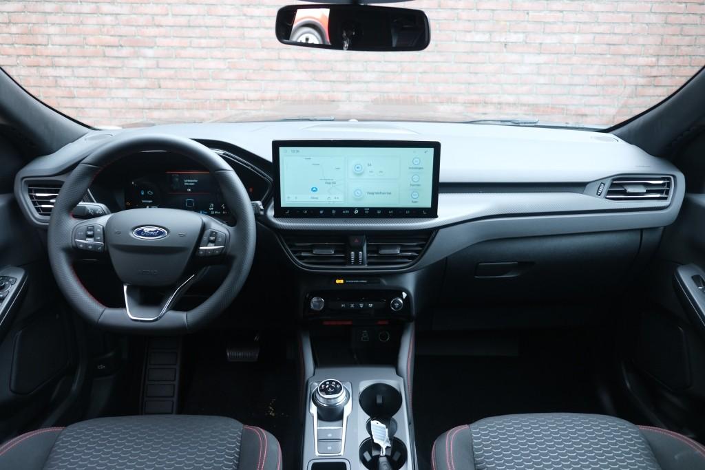 Ford Kuga 2.5 PHEV 243pk Aut. ST-Line | Navi | App Connect | Climate | Camera | Keyless | Dodehoek | Winter Pakket afbeelding 6