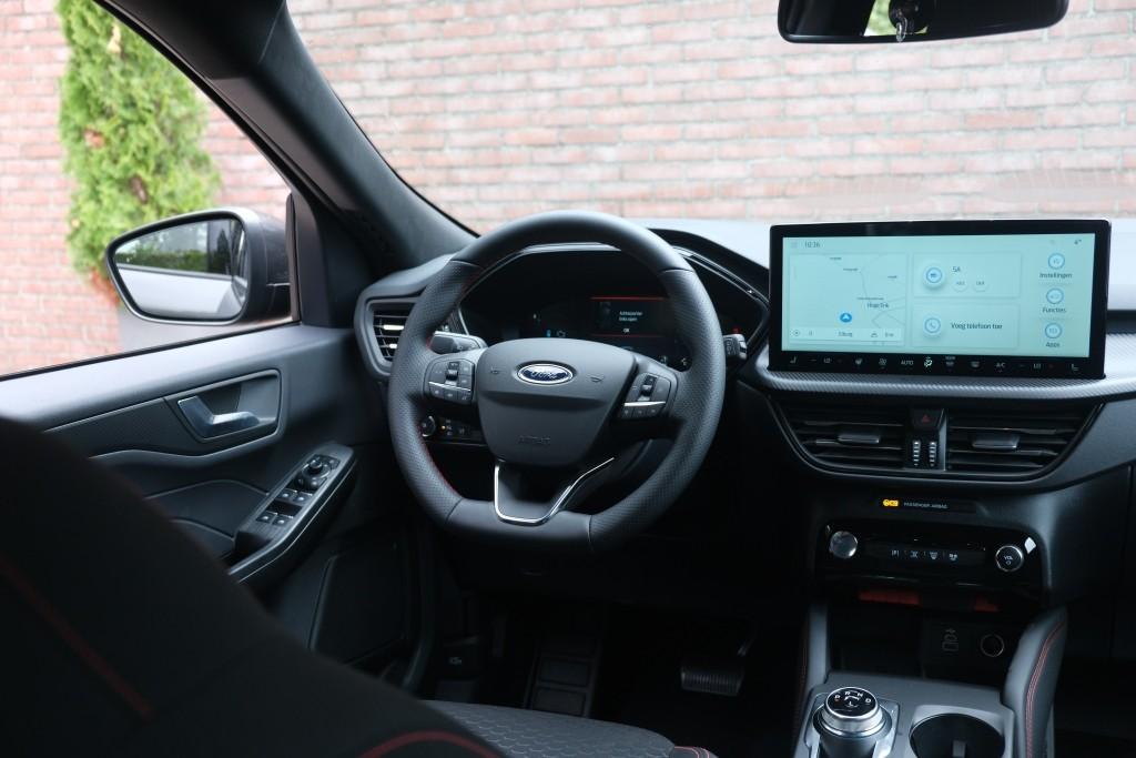 Ford Kuga 2.5 PHEV 243pk Aut. ST-Line | Navi | App Connect | Climate | Camera | Keyless | Dodehoek | Winter Pakket afbeelding 7