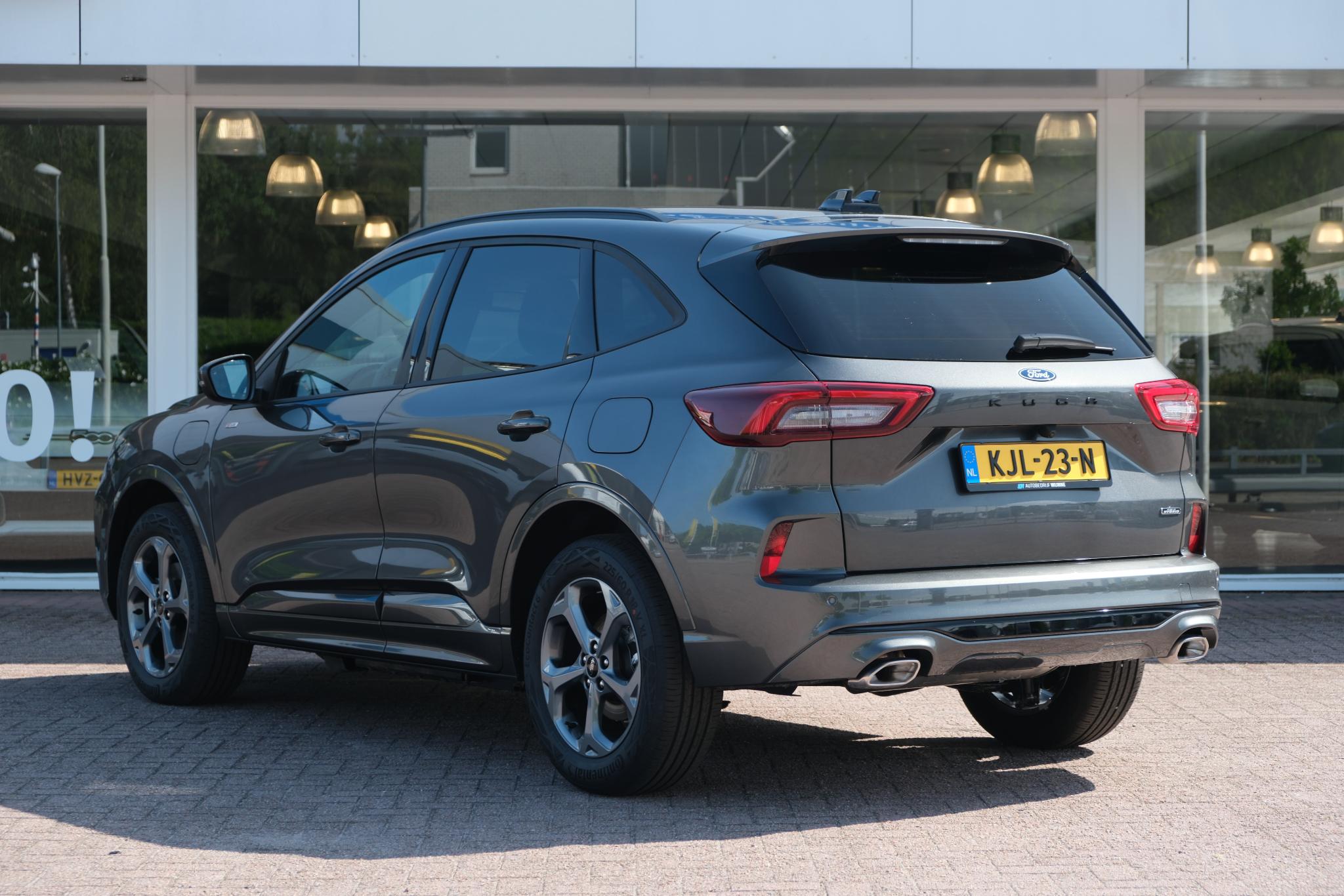 Ford Kuga 2.5 PHEV 243pk Aut. ST-Line | Navi | App Connect | Climate | Camera | Keyless | Dodehoek | Winter Pakket afbeelding 31
