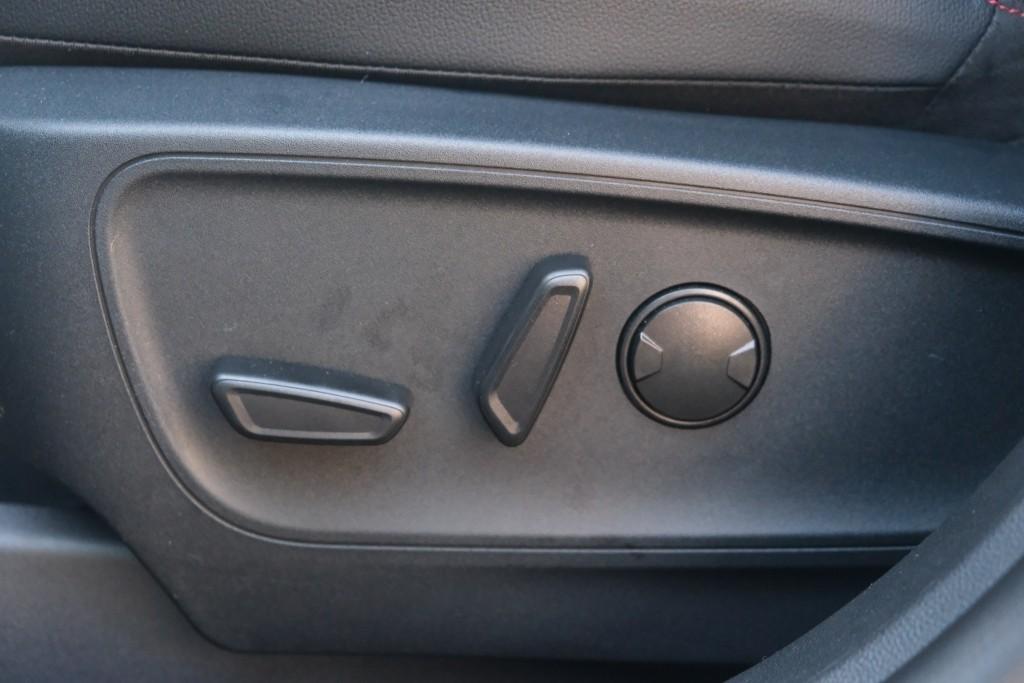 Ford Kuga 2.5 PHEV 225pk Aut. Graphite Tech Edition | Navi | App Connect | Climate | Adaptive Cruise | Camera | Bang & Olufsen | Head-up Display | Winter Pakket | Trekhaak afbeelding 28