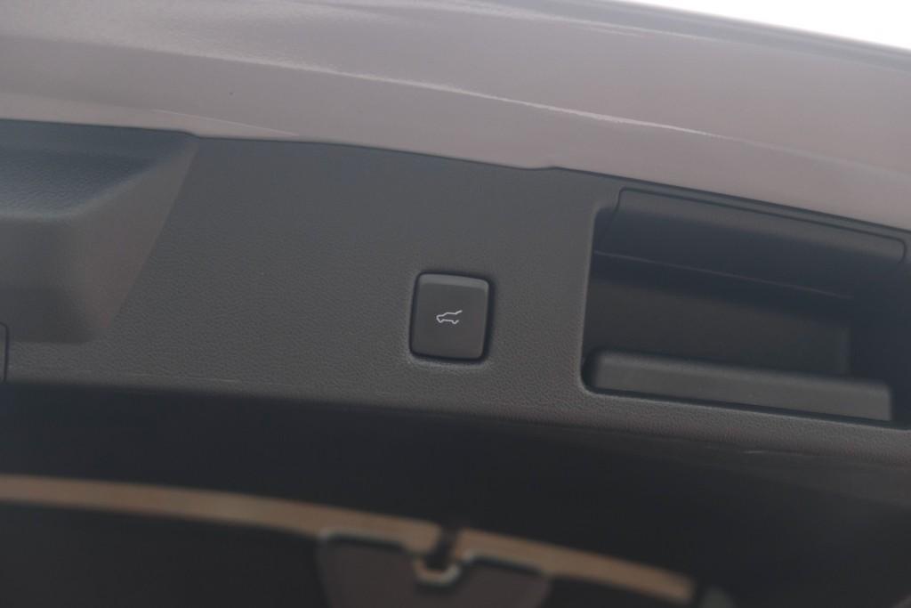 Ford Kuga 2.5 PHEV 225pk Aut. Graphite Tech Edition | Navi | App Connect | Climate | Adaptive Cruise | Camera | Bang & Olufsen | Head-up Display | Winter Pakket afbeelding 39