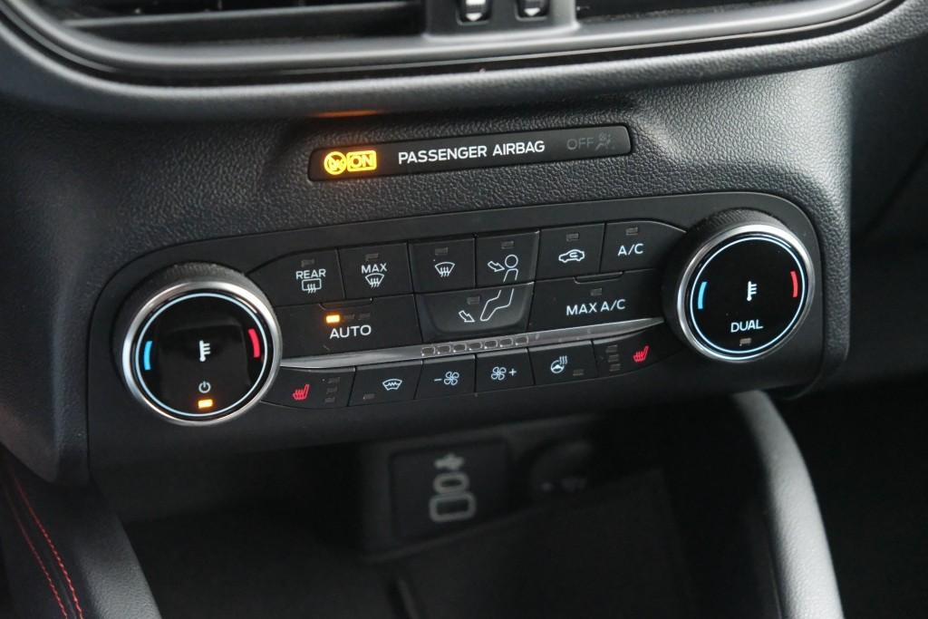 Ford Kuga 2.5 PHEV 225pk Aut. Graphite Tech Edition | Navi | App Connect | Climate | Adaptive Cruise | Camera | Bang & Olufsen | Head-up Display | Winter Pakket afbeelding 24