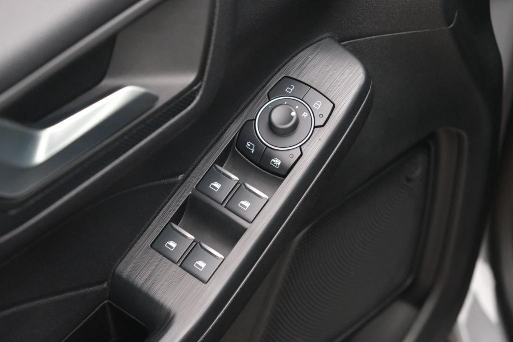 Ford Kuga 2.5 PHEV 225pk Aut. Graphite Tech Edition | Navi | App Connect | Climate | Adaptive Cruise | Camera | Bang & Olufsen | Head-up Display | Winter Pakket afbeelding 30