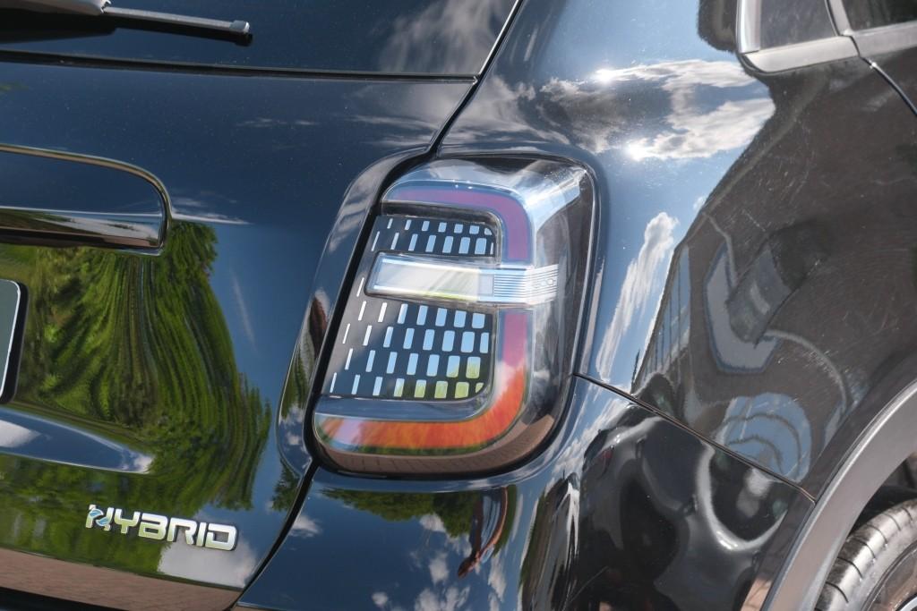Fiat 600 1.2 Hybrid 110pk DCT6 La Prima | Navi | App Connect | Adaptive Cruise | Climate | Keyless | Camera | Leder | Elektrische Achterklep afbeelding 28