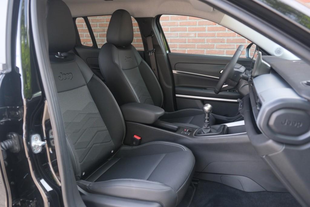 Jeep Avenger 1.2 100pk Summit | App Connect | Adaptive Cruise | Full LED | Camera | Blind Spot | PDC afbeelding 6