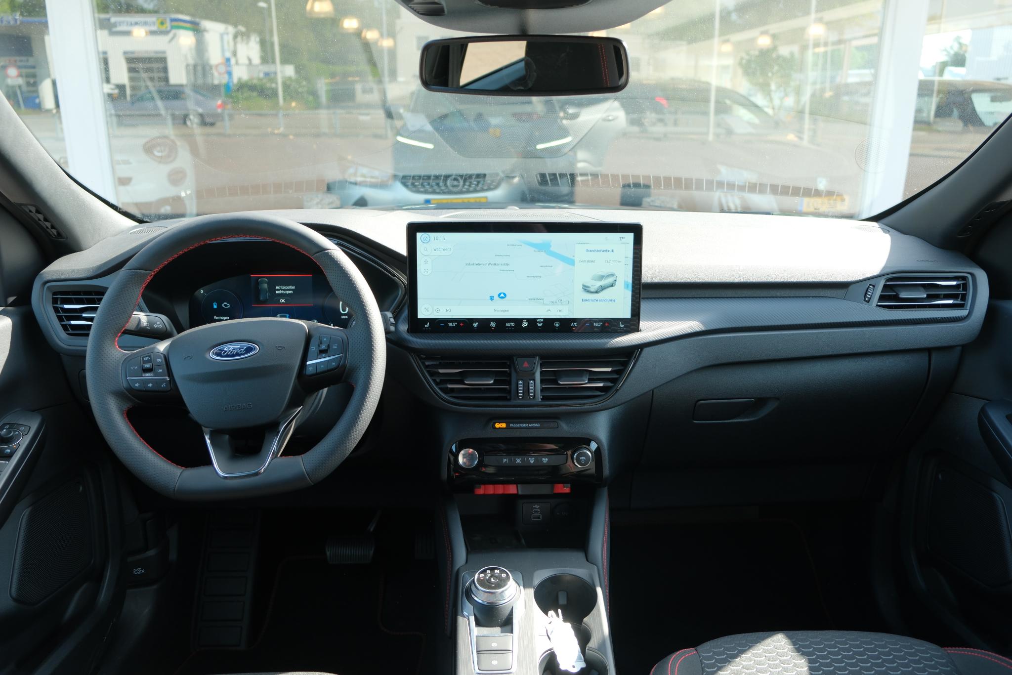 Ford Kuga 2.5 PHEV 243pk Aut. ST-Line | Navi | App Connect | Climate | Camera | Keyless | Dodehoek | Winter Pakket afbeelding 2