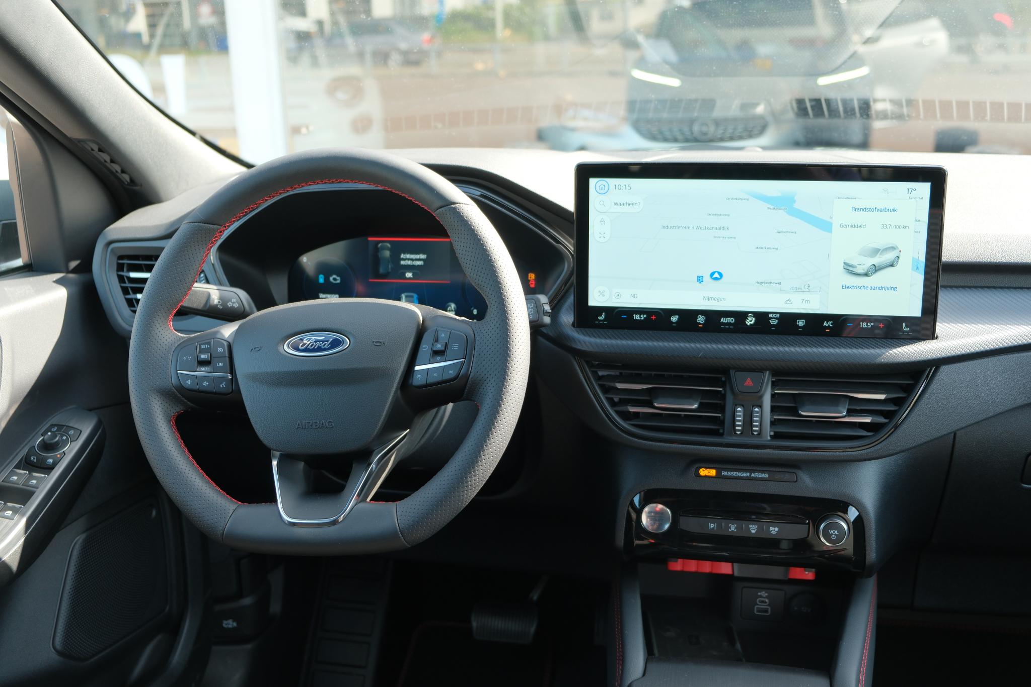 Ford Kuga 2.5 PHEV 243pk Aut. ST-Line | Navi | App Connect | Climate | Camera | Keyless | Dodehoek | Winter Pakket afbeelding 5