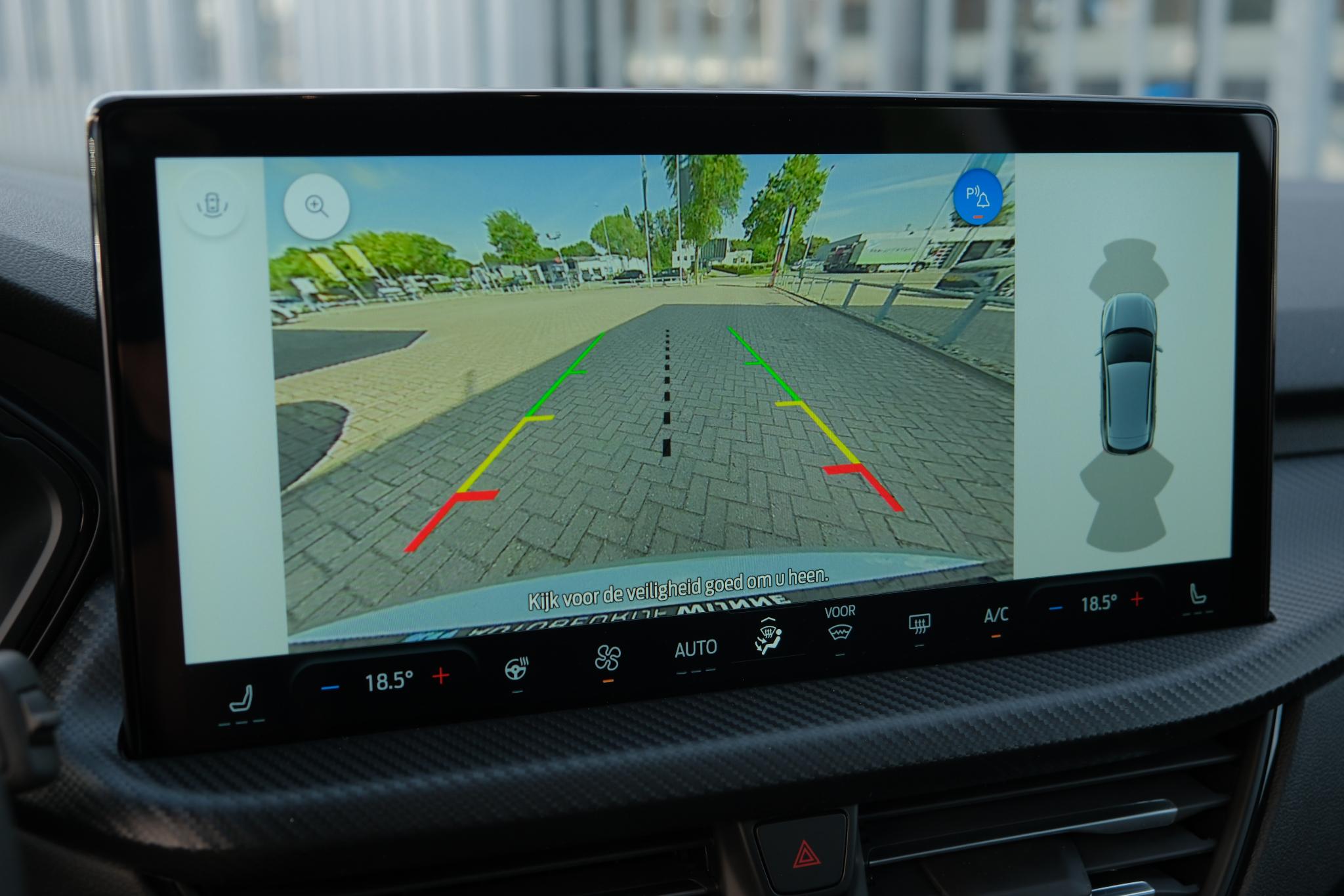 Ford Kuga 2.5 PHEV 243pk Aut. ST-Line | Navi | App Connect | Climate | Camera | Keyless | Dodehoek | Winter Pakket afbeelding 17