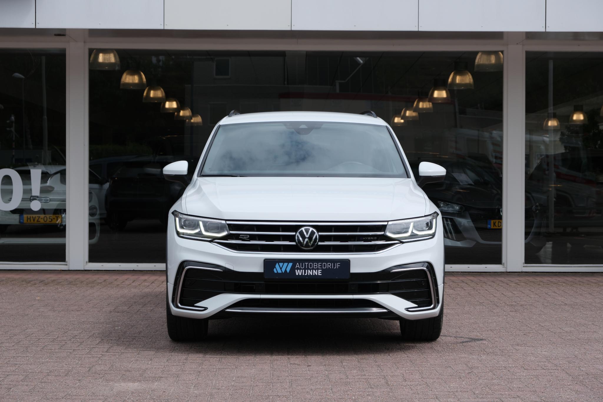 Volkswagen Tiguan 1.4 TSi eHybrid 245pk DSG R-Line Business | Navi | App Connect | Adaptive Cruise | Matrix LED | | Keyless | Camera | Elektrische Achterklep afbeelding 3