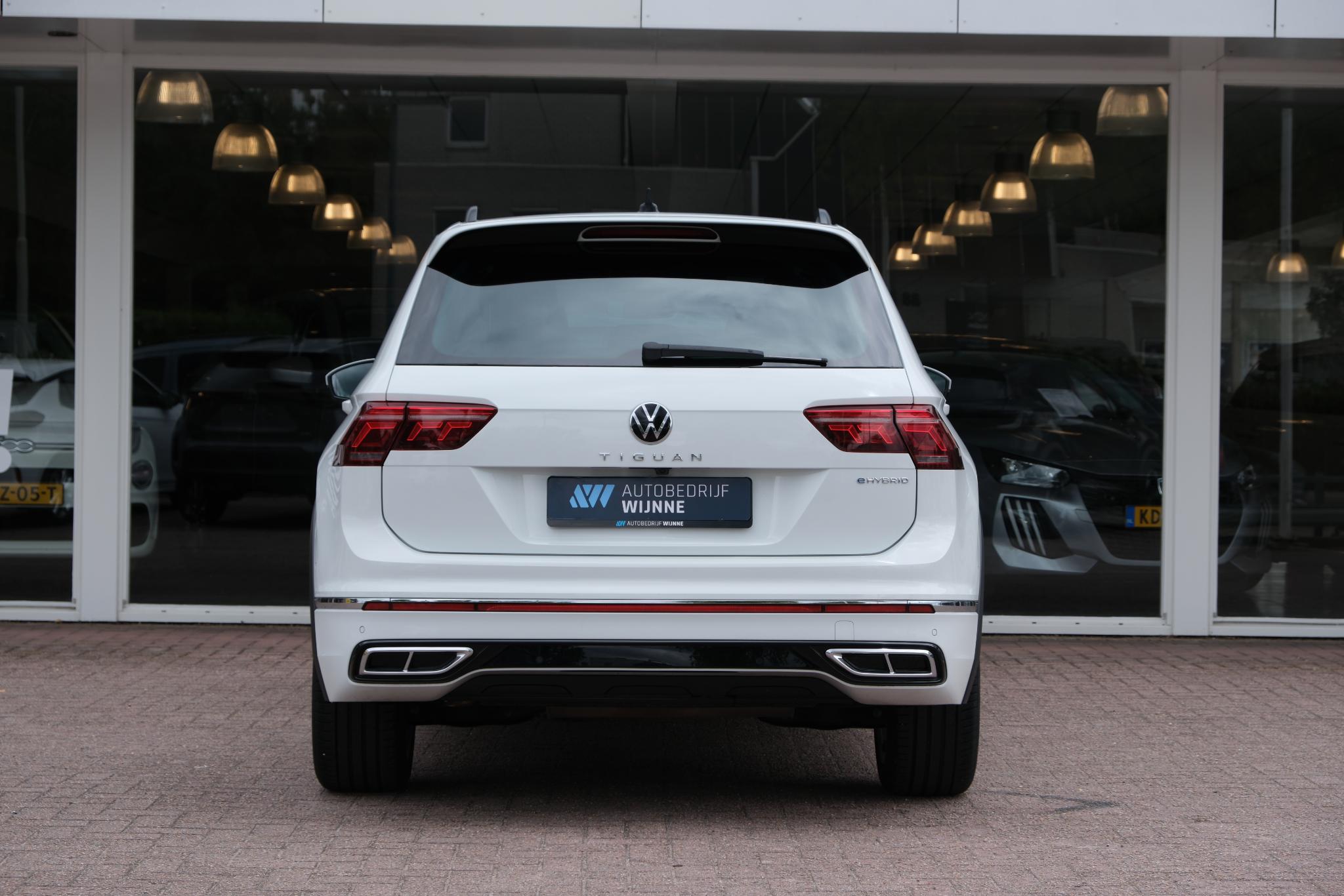 Volkswagen Tiguan 1.4 TSi eHybrid 245pk DSG R-Line Business | Navi | App Connect | Adaptive Cruise | Matrix LED | | Keyless | Camera | Elektrische Achterklep afbeelding 5