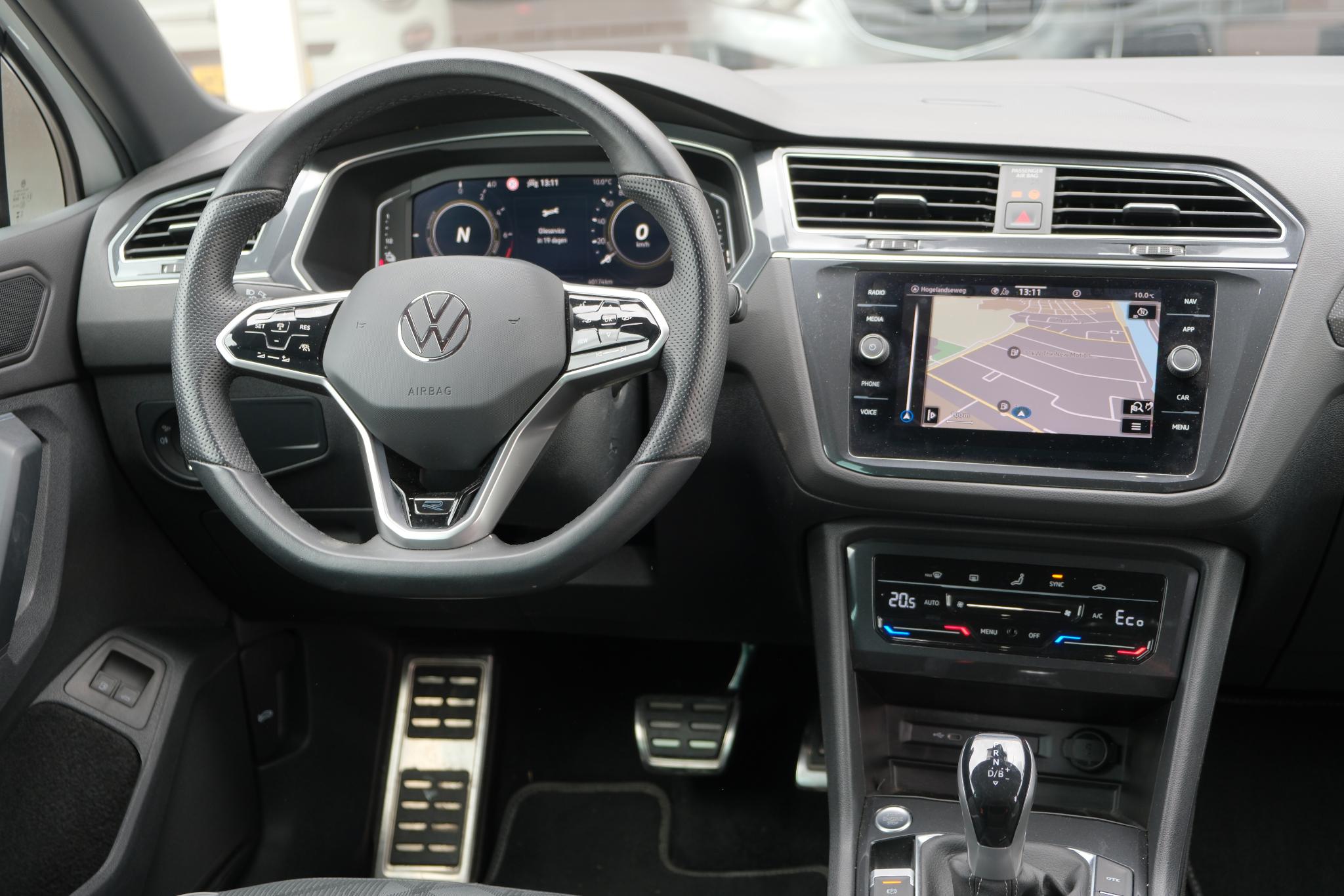 Volkswagen Tiguan 1.4 TSi eHybrid 245pk DSG R-Line Business | Navi | App Connect | Adaptive Cruise | Matrix LED | | Keyless | Camera | Elektrische Achterklep afbeelding 7