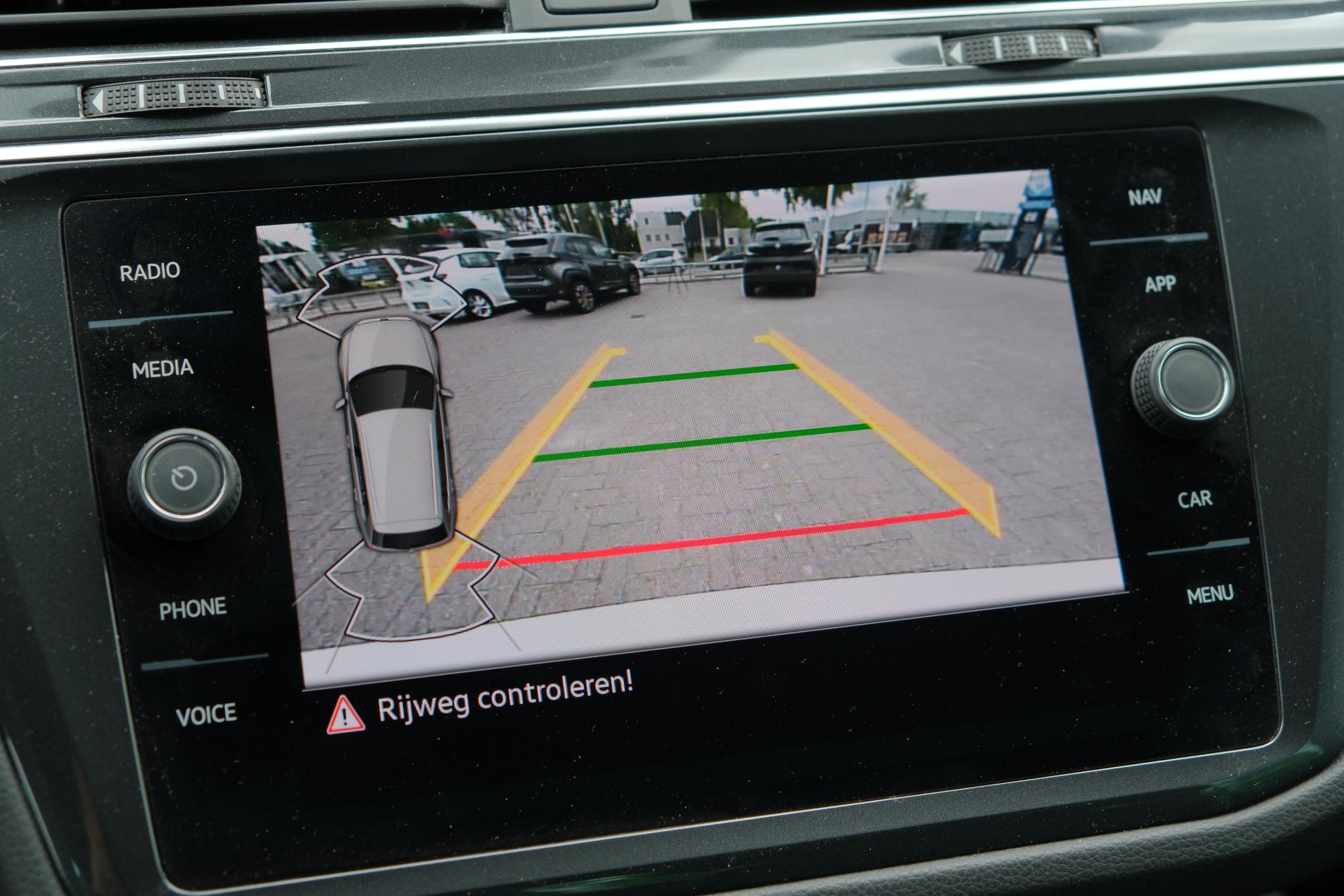 Volkswagen Tiguan 1.4 TSi eHybrid 245pk DSG R-Line Business | Navi | App Connect | Adaptive Cruise | Matrix LED | | Keyless | Camera | Elektrische Achterklep afbeelding 17