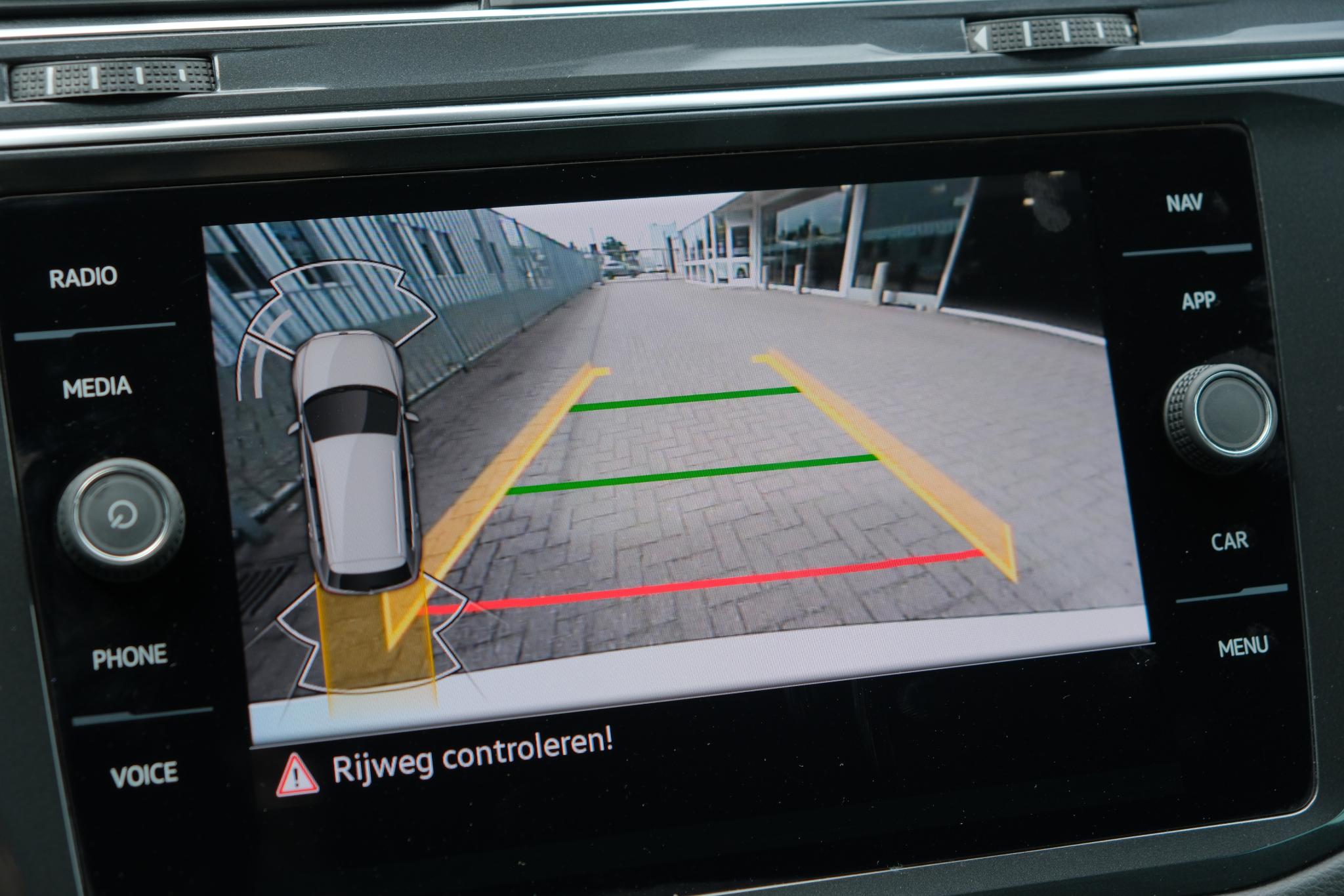 Volkswagen Tiguan 1.4 TSi eHybrid 245pk DSG R-Line Business | Navi | App Connect | Adaptive Cruise | Matrix LED | | Keyless | Camera | Elektrische Achterklep afbeelding 19