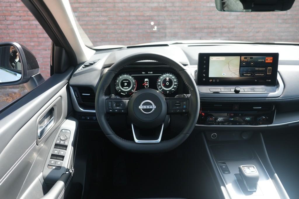 Nissan QASHQAI 1.3 MHEV 158pk Xtronic N-Connecta | Navi | App Connect | Adaptive Cruise | Keyless | 360° Camera | Panoramadak | Elektrische Achterklep | Cold Pack afbeelding 13