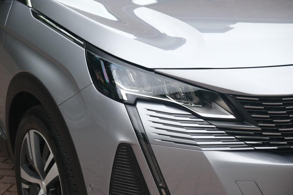 Peugeot 5008 1.2 PureTech 130pk EAT8 Allure | Navi | App Connect | Climate | Cruise | Keyless | Dodehoek afbeelding 2
