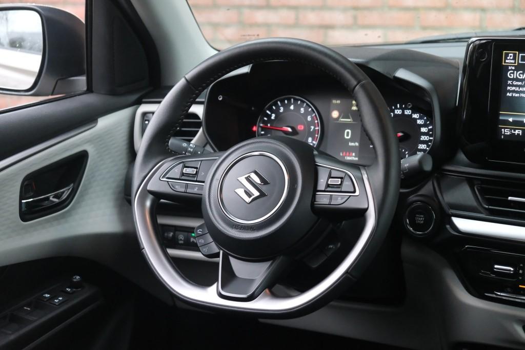 Suzuki Swift 1.2 83pk Style Smart Hybrid | Navi | App Connect | Climate | Adaptive Cruise | Camera | Keyless | Stoelverwarming afbeelding 15