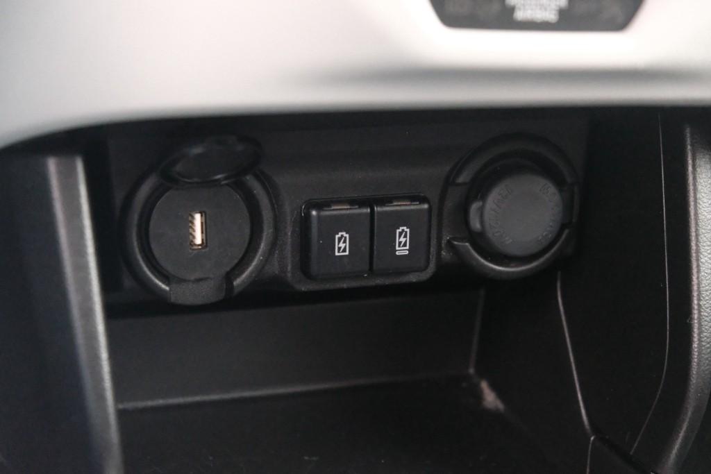 Suzuki Swift 1.2 83pk Style Smart Hybrid | Navi | App Connect | Climate | Adaptive Cruise | Camera | Keyless | Stoelverwarming afbeelding 22