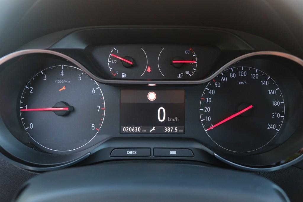 Opel Crossland 1.2 Turbo 110pk Elegance | Navi | App Connect | Climate | Cruise | Camera | PDC afbeelding 11