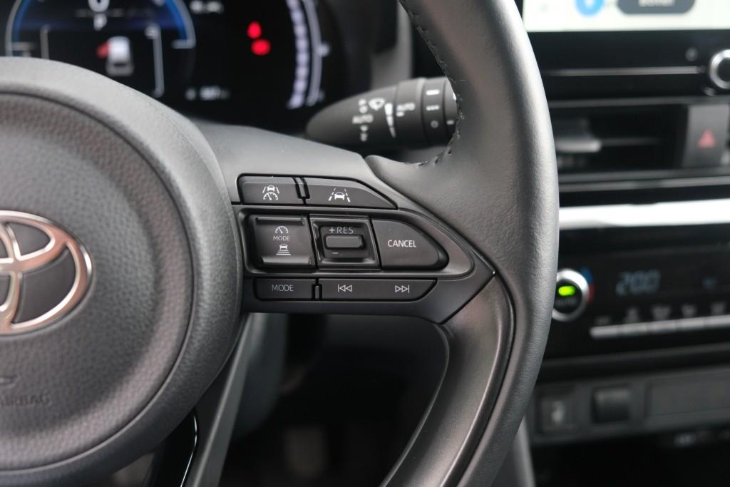 Toyota Yaris Cross 1.5 Hybrid 115pk CVT Dynamic | Comfort Pack | App Connect | Adaptive Cruise | Full LED | Camera | Keyless | Blind Spot | Stoelverwarming afbeelding 10