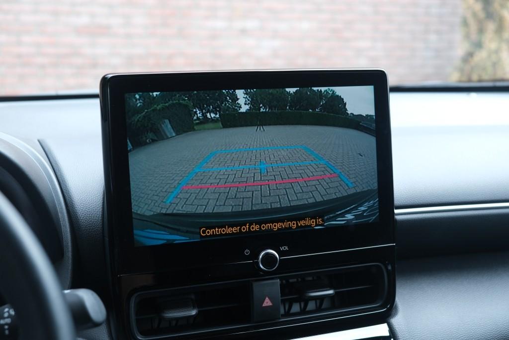 Toyota Yaris Cross 1.5 Hybrid 115pk CVT Dynamic | Comfort Pack | App Connect | Adaptive Cruise | Full LED | Camera | Keyless | Blind Spot | Stoelverwarming afbeelding 18