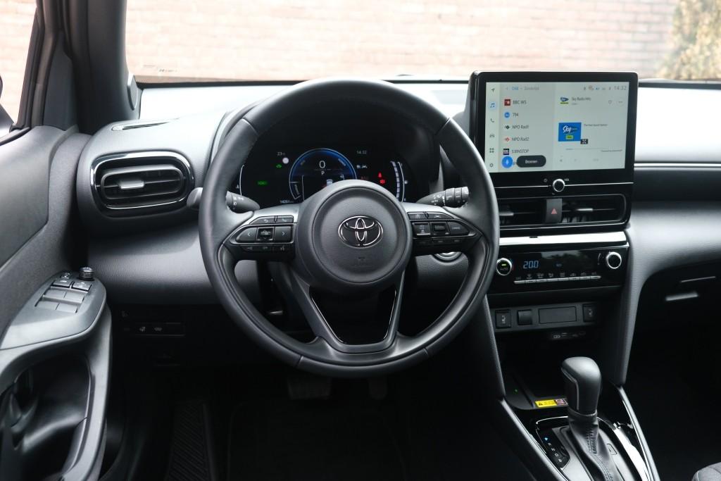 Toyota Yaris Cross 1.5 Hybrid 115pk CVT Dynamic | Comfort Pack | App Connect | Adaptive Cruise | Full LED | Camera | Keyless | Blind Spot | Stoelverwarming afbeelding 20