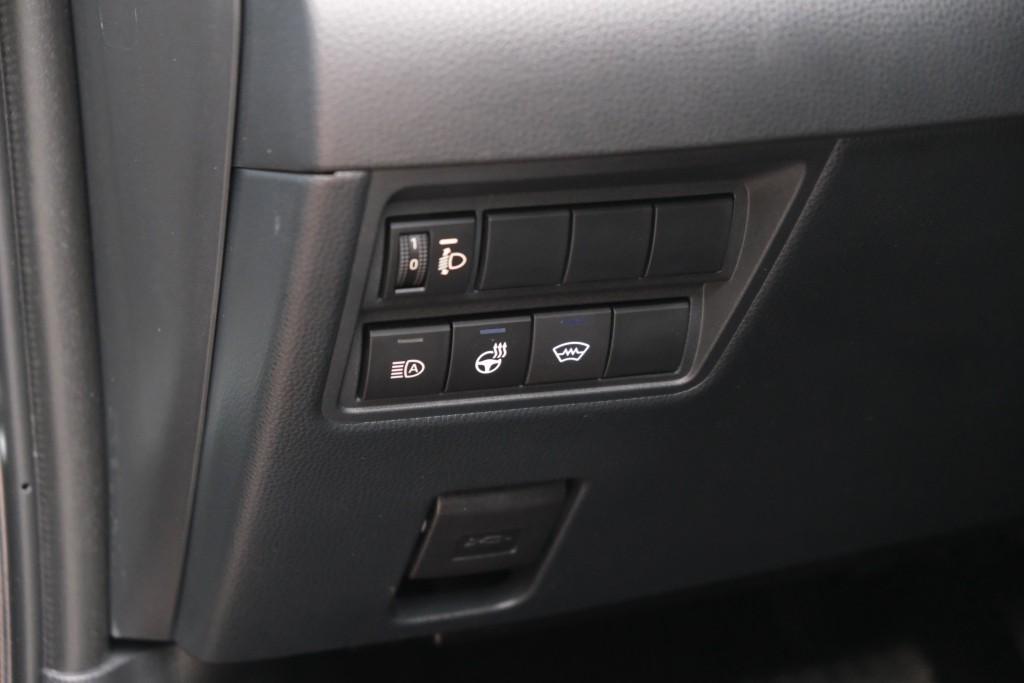 Toyota Yaris Cross 1.5 Hybrid 115pk CVT Dynamic | Comfort Pack | App Connect | Adaptive Cruise | Full LED | Camera | Keyless | Blind Spot | Stoelverwarming afbeelding 27