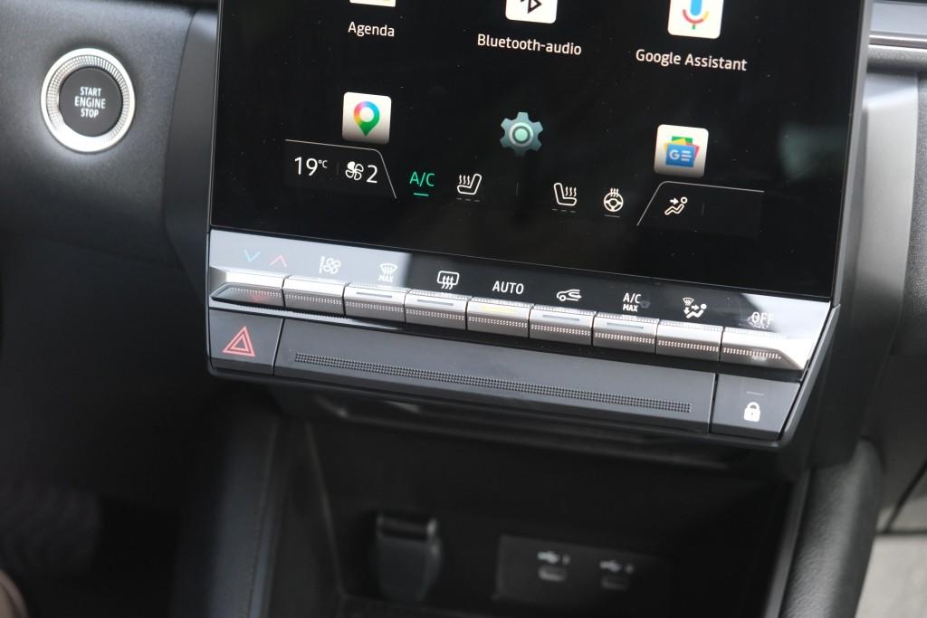 Renault Captur 1.8 E-Tech full hybrid 160pk techno | Navi | App Connect | Climate | Adaptive Cruise | Keyless | Camera | Winter Pakket afbeelding 21