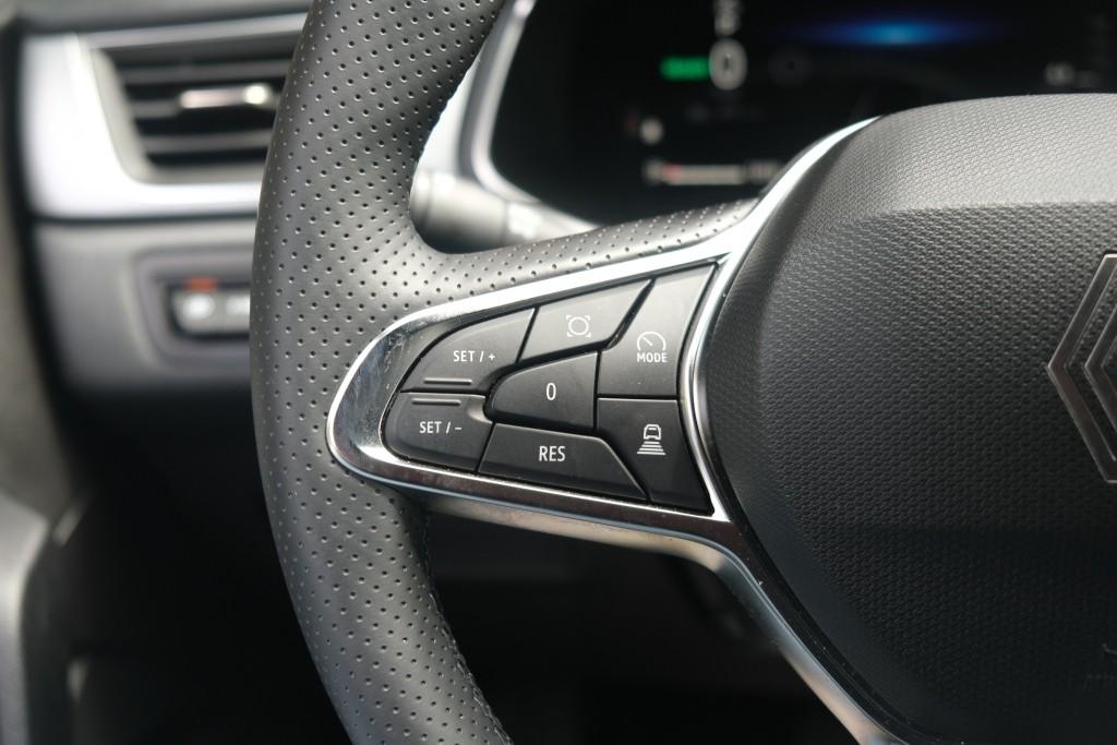Renault Captur 1.8 E-Tech full hybrid 160pk techno | Navi | App Connect | Climate | Adaptive Cruise | Keyless | Camera | Winter Pakket afbeelding 9