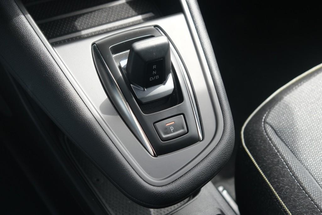 Renault Captur 1.8 E-Tech full hybrid 160pk techno | Navi | App Connect | Climate | Adaptive Cruise | Keyless | Camera | Winter Pakket afbeelding 24