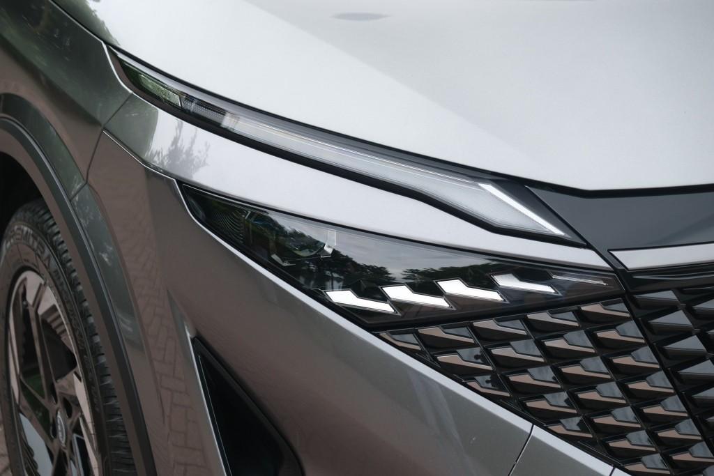 Nissan QASHQAI 1.3 MHEV 158pk Xtronic N-Connecta | Navi | App Connect | Adaptive Cruise | Panoramadak | Keyless | 360° Camera | Elektrische Achterklep | Cold Pack afbeelding 2
