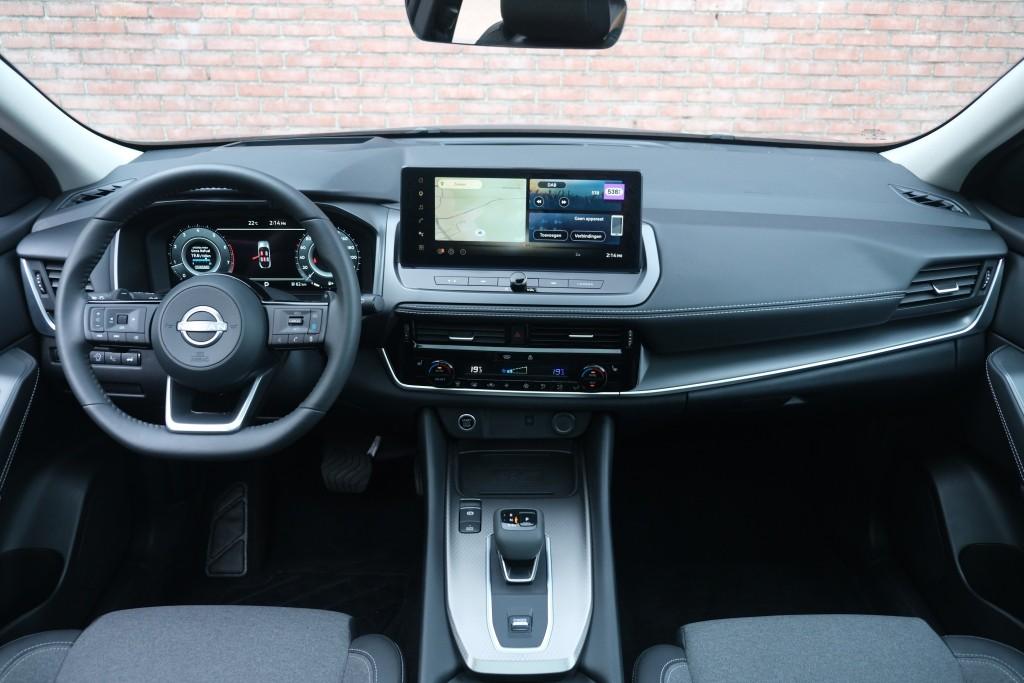 Nissan QASHQAI 1.3 MHEV 158pk Xtronic N-Connecta | Navi | App Connect | Adaptive Cruise | Panoramadak | Keyless | 360° Camera | Elektrische Achterklep | Cold Pack afbeelding 7