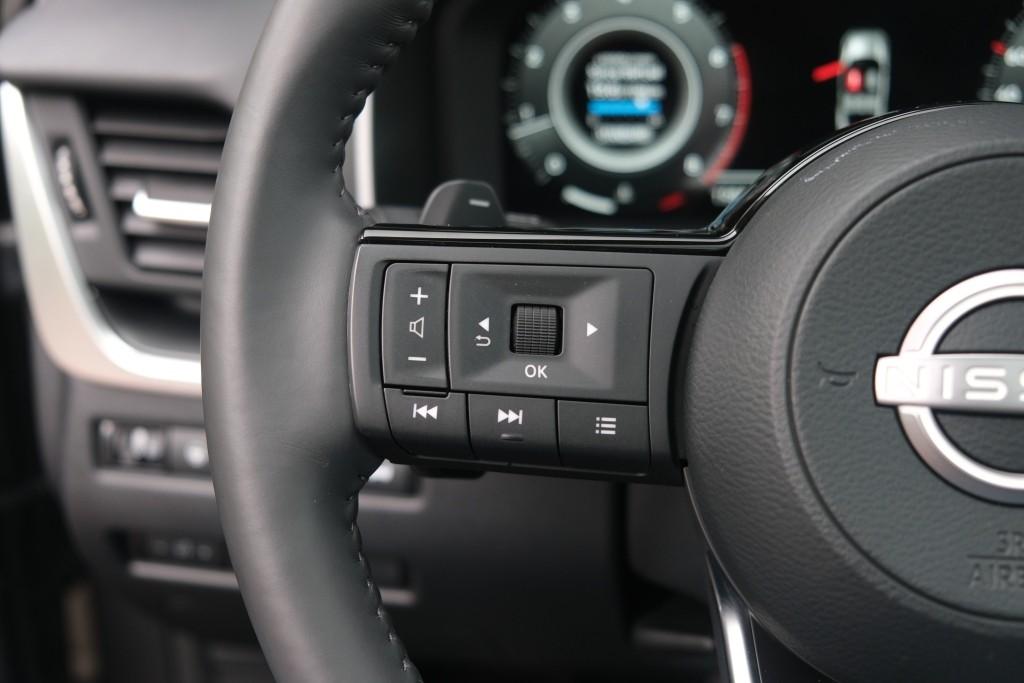 Nissan QASHQAI 1.3 MHEV 158pk Xtronic N-Connecta | Navi | App Connect | Adaptive Cruise | Panoramadak | Keyless | 360° Camera | Elektrische Achterklep | Cold Pack afbeelding 9