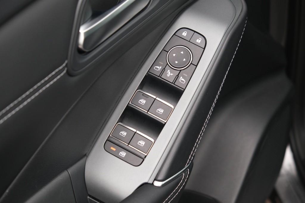 Nissan QASHQAI 1.3 MHEV 158pk Xtronic N-Connecta | Navi | App Connect | Adaptive Cruise | Panoramadak | Keyless | 360° Camera | Elektrische Achterklep | Cold Pack afbeelding 28