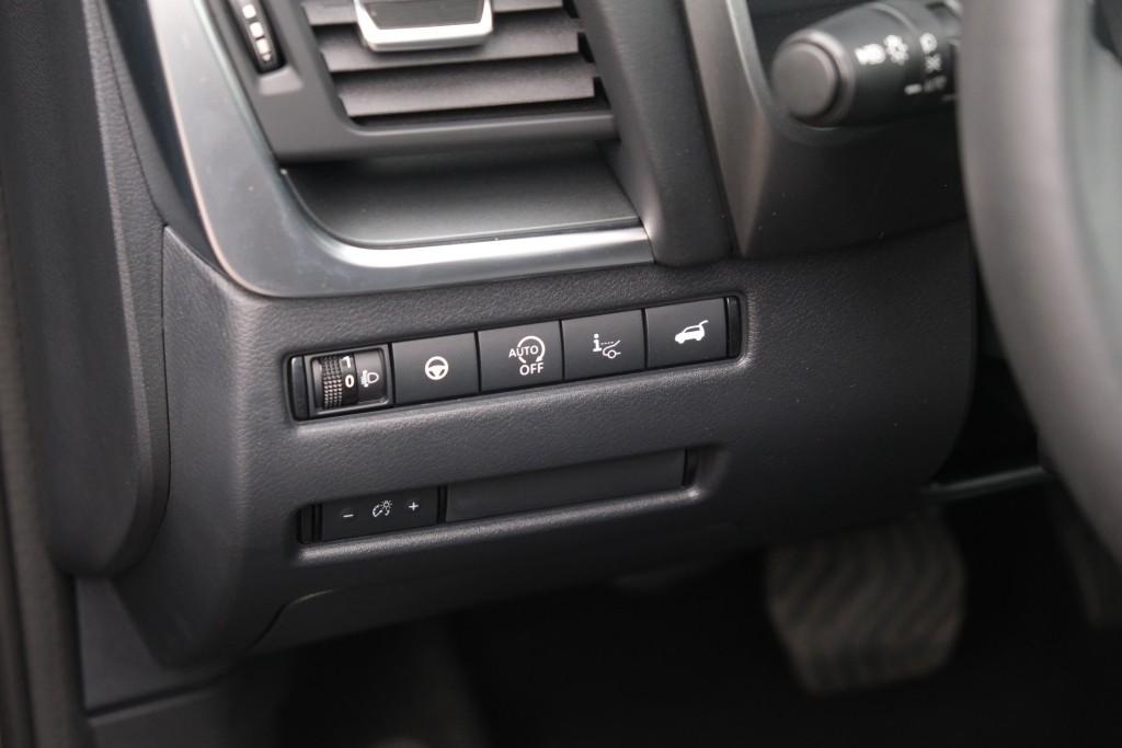 Nissan QASHQAI 1.3 MHEV 158pk Xtronic N-Connecta | Navi | App Connect | Adaptive Cruise | Panoramadak | Keyless | 360° Camera | Elektrische Achterklep | Cold Pack afbeelding 29