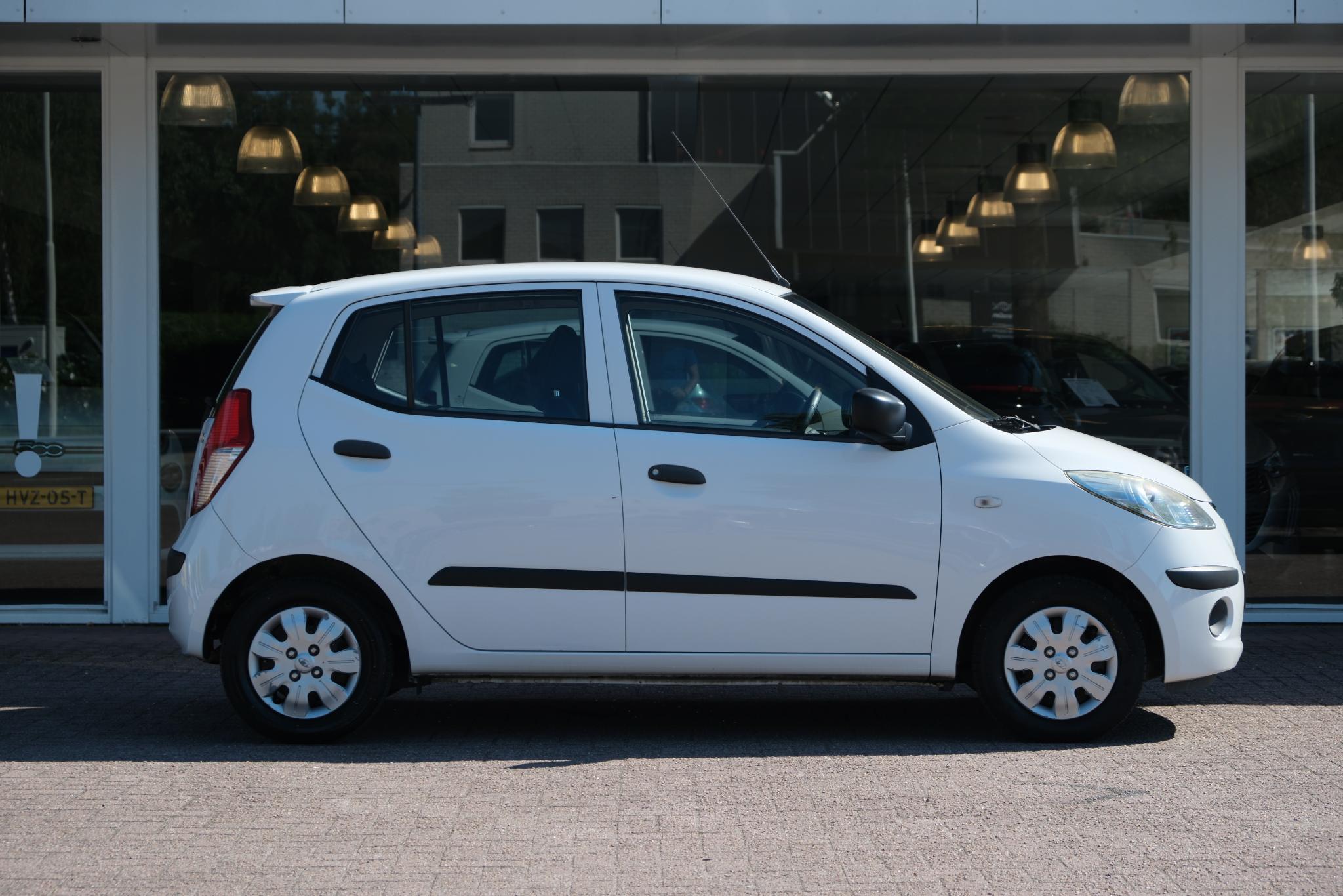 Hyundai i10 1.1 67pk Active | Elektr. ramen | Radio-CD | Nwe Distributieriem afbeelding 4
