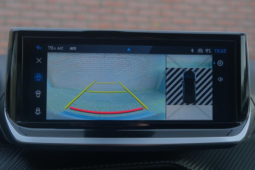 Peugeot 2008 1.2 Hybrid 145pk e-DCS6 Allure | Navi | App Connect | Adaptive Cruise | Camera | Blind Spot | PDC afbeelding 20