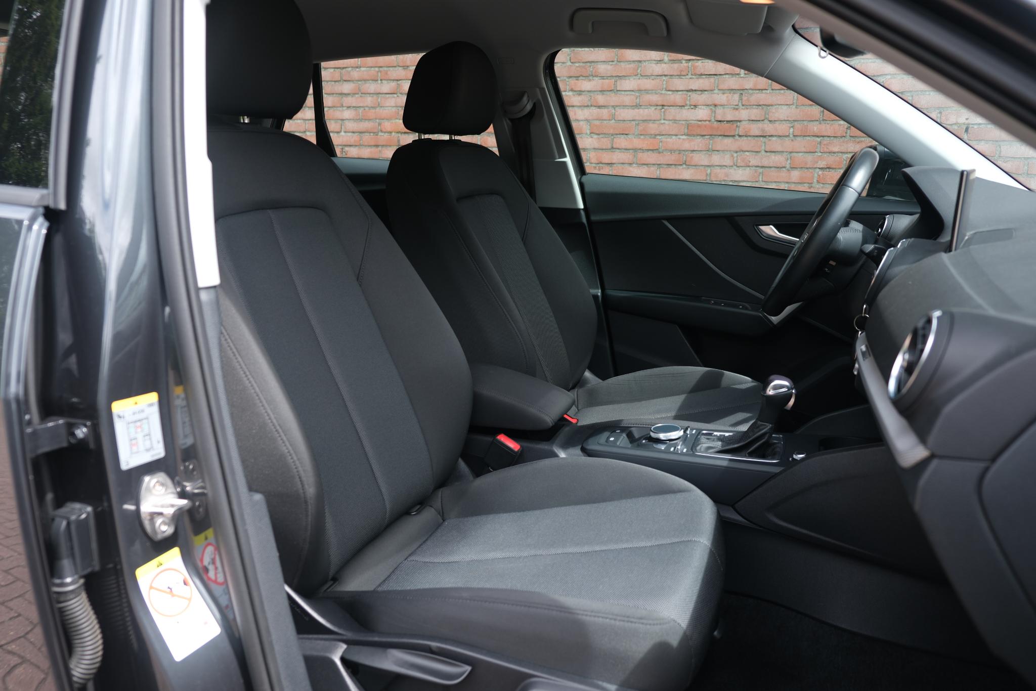 Audi Q2 35 TFSi 150pk S-Tronic Advanced edition | App Connect | Climate | Adaptive Cruise | Camera | PDC | Stoelverwarming afbeelding 6
