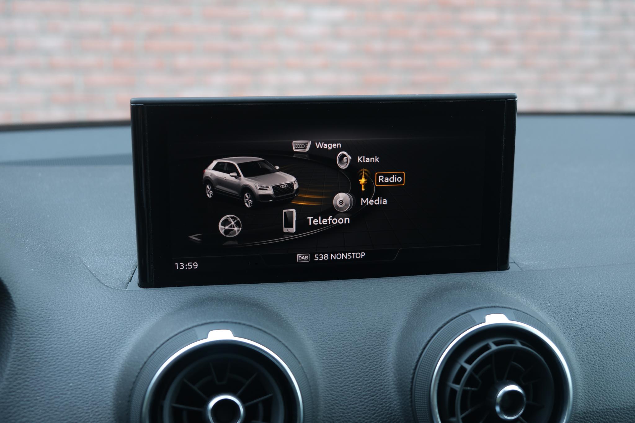 Audi Q2 35 TFSi 150pk S-Tronic Advanced edition | App Connect | Climate | Adaptive Cruise | Camera | PDC | Stoelverwarming afbeelding 17
