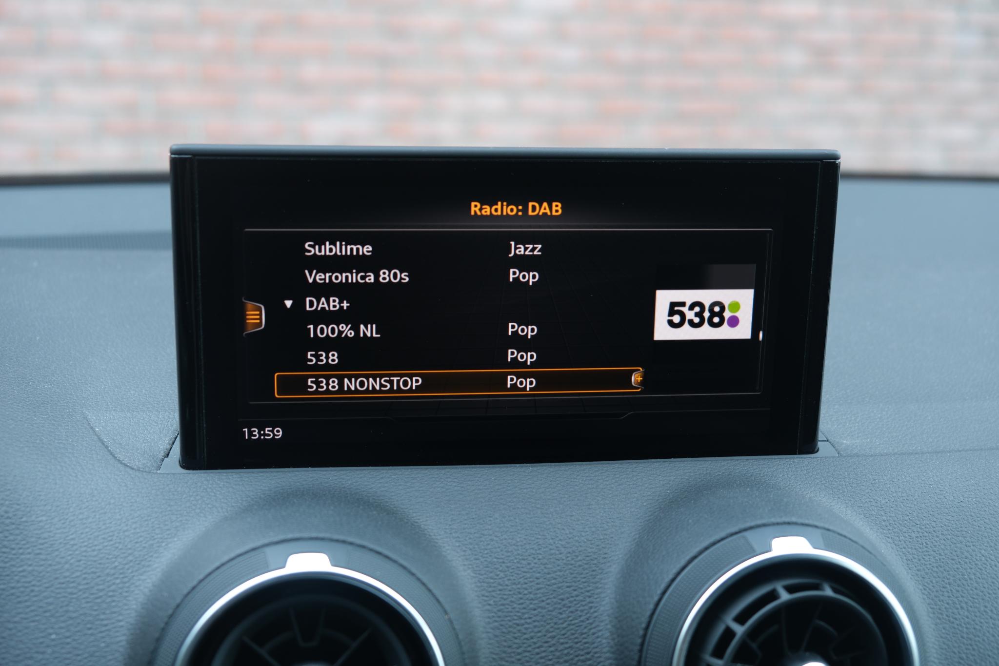 Audi Q2 35 TFSi 150pk S-Tronic Advanced edition | App Connect | Climate | Adaptive Cruise | Camera | PDC | Stoelverwarming afbeelding 18