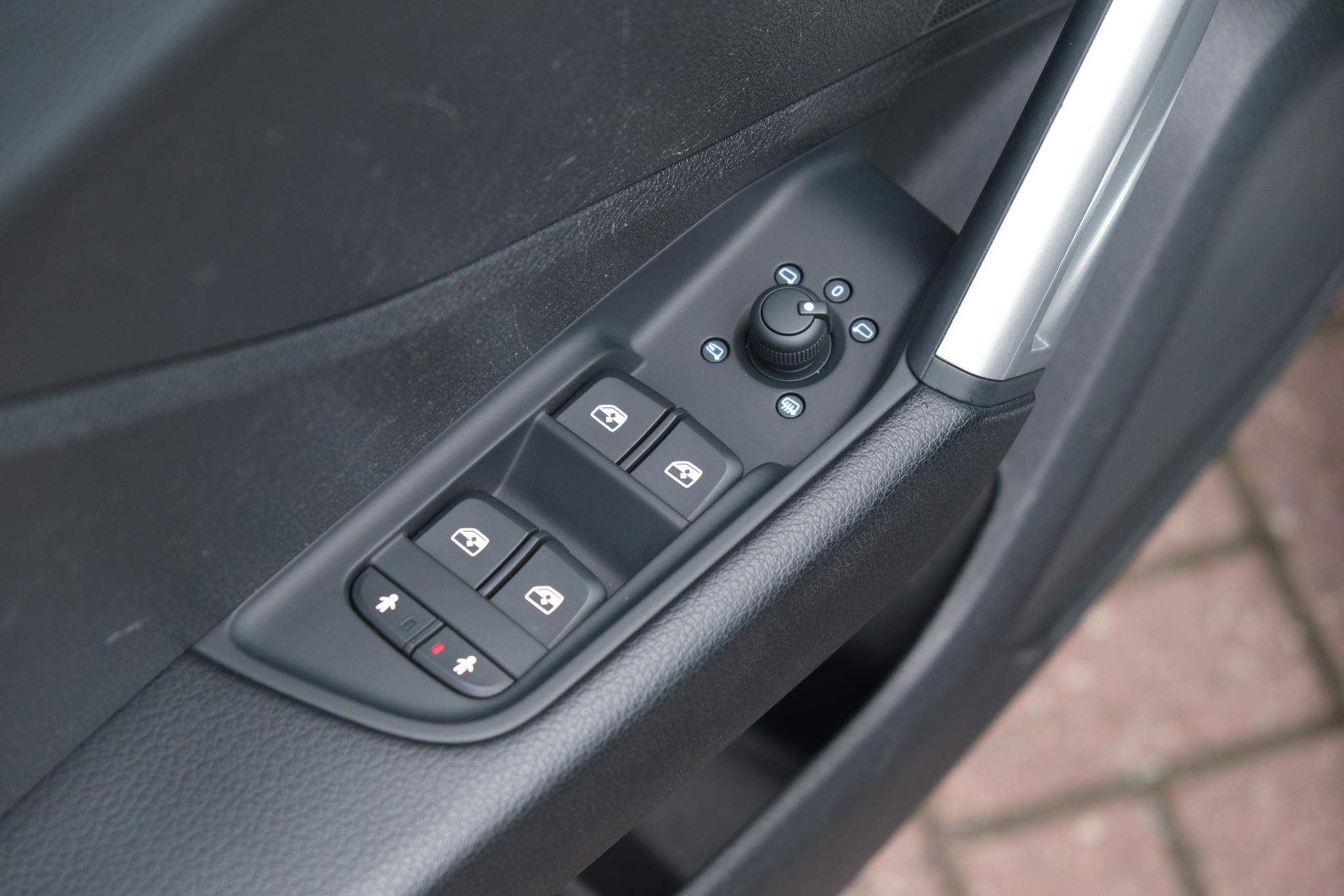 Audi Q2 35 TFSi 150pk S-Tronic Advanced edition | App Connect | Climate | Adaptive Cruise | Camera | PDC | Stoelverwarming afbeelding 28