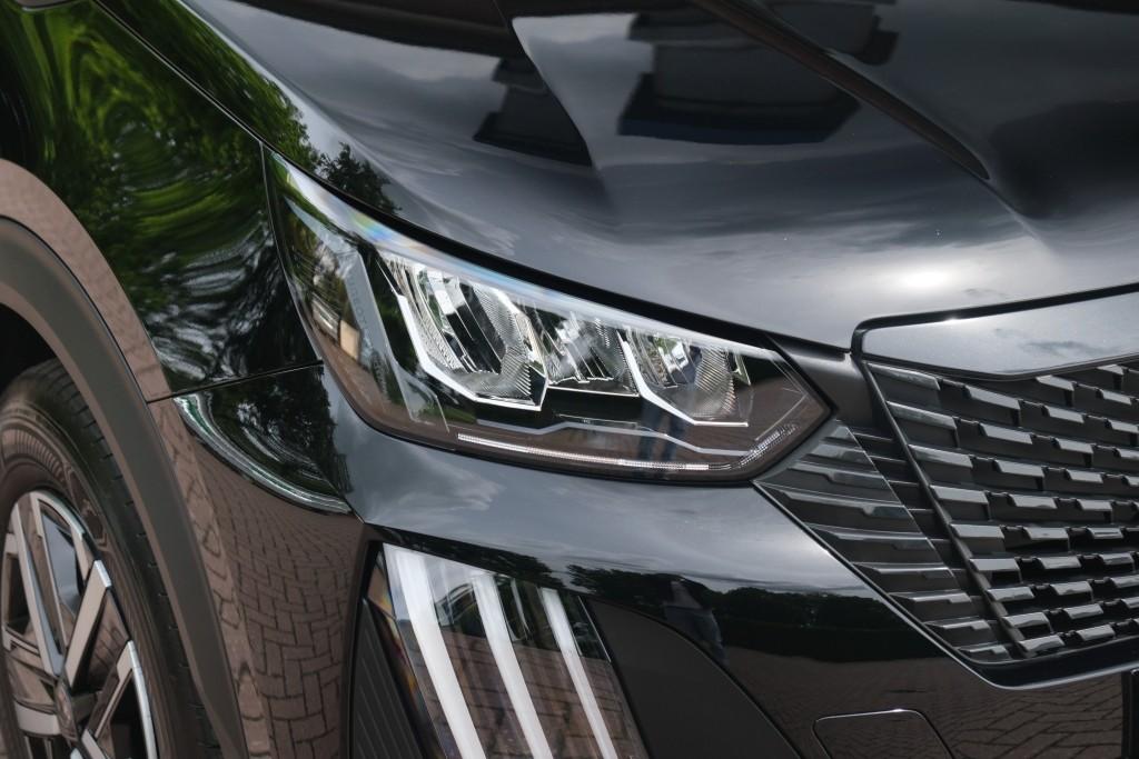 Peugeot 2008 1.2 Hybrid 145pk e-DCS6 Style | App Connect | Climate | Cruise | PDC | Metallic afbeelding 2
