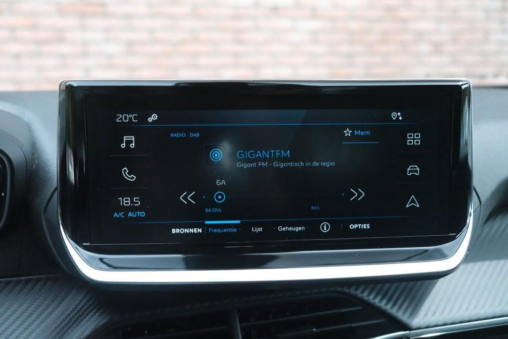 Peugeot 2008 1.2 Hybrid 145pk e-DCS6 Style | App Connect | Climate | Cruise | PDC | Metallic afbeelding 17