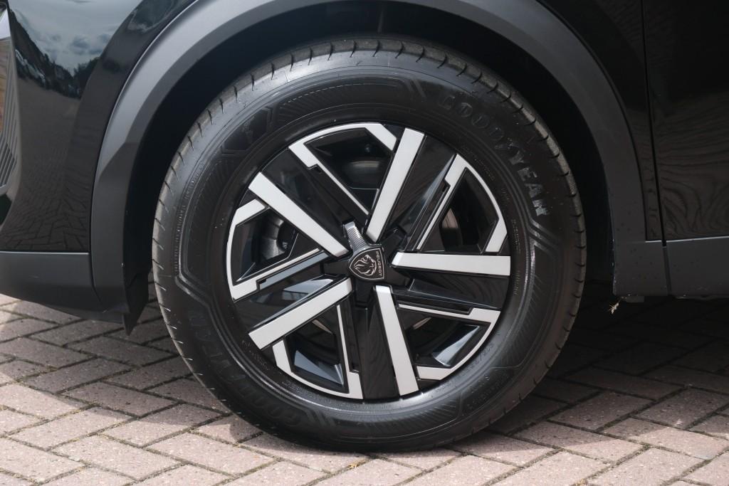 Peugeot 2008 1.2 Hybrid 145pk e-DCS6 Style | App Connect | Climate | Cruise | PDC | Metallic afbeelding 24